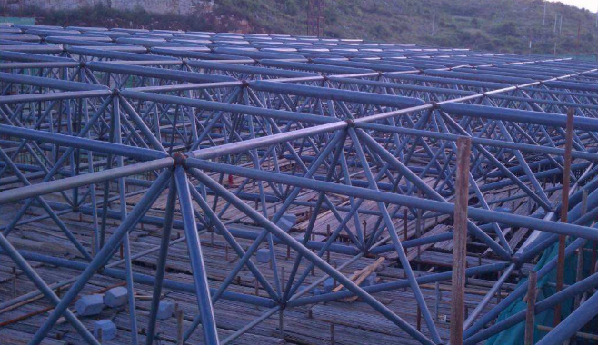 应城概述网架加工公司对网架保温隔热的办法