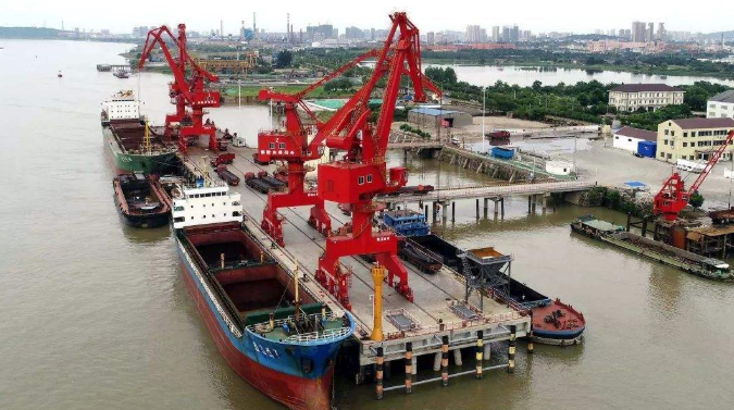 应城概述露天料场港口封闭问题的实行方法
